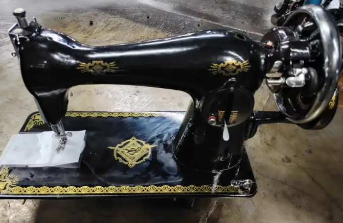 sewing machine
